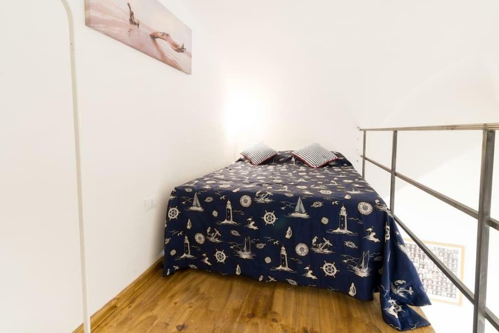 شقة Miniloft Rosso - Mini-Loft Sanremo Centro. Wifi & Aria Condizionata المظهر الخارجي الصورة
